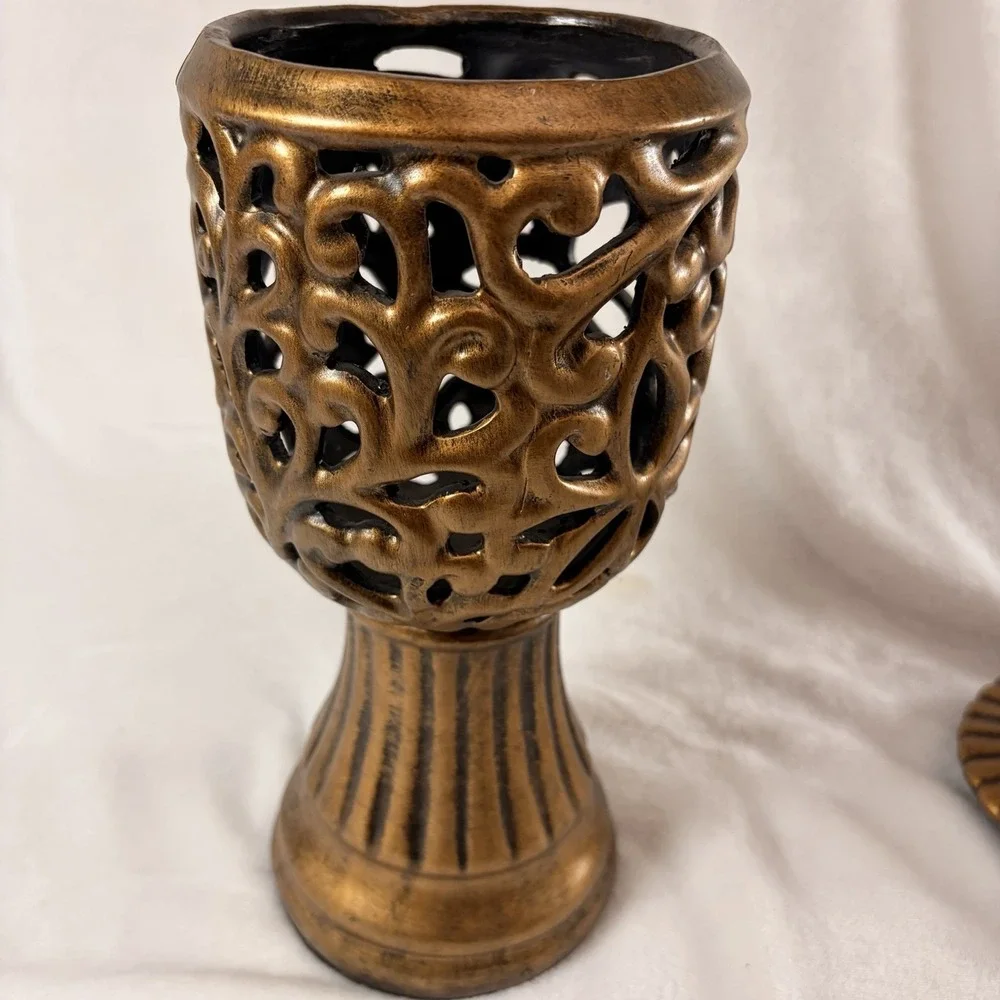 Vintage Style Hollywood Regency Lidded Urn/Jar Open work Chalice Bird Top Finial